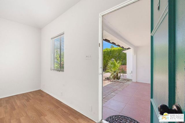 1345 E Camino Primrose, Palm Springs, CA 92264