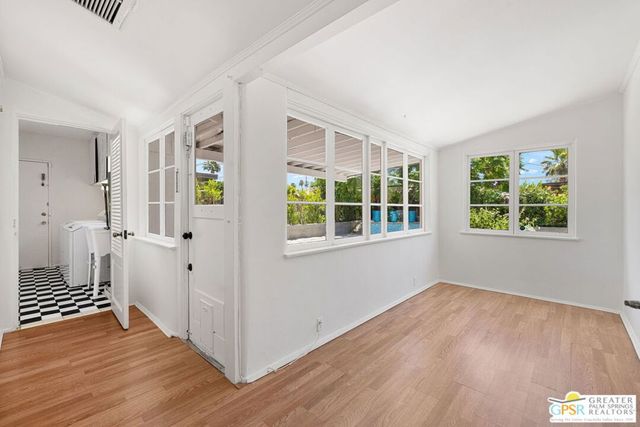 1345 E Camino Primrose, Palm Springs, CA 92264