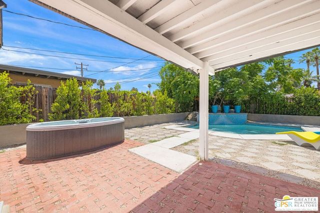 1345 E Camino Primrose, Palm Springs, CA 92264