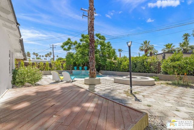 1345 E Camino Primrose, Palm Springs, CA 92264