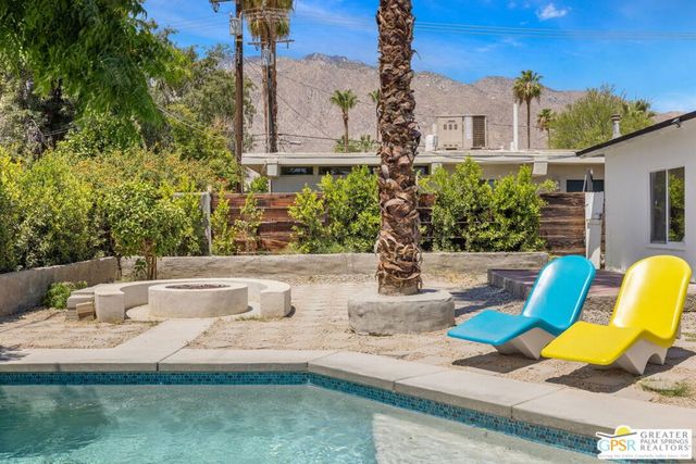 1345 E Camino Primrose, Palm Springs, CA 92264