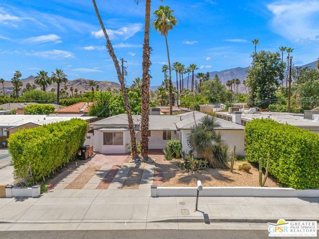 1345 E Camino Primrose, Palm Springs, CA 92264