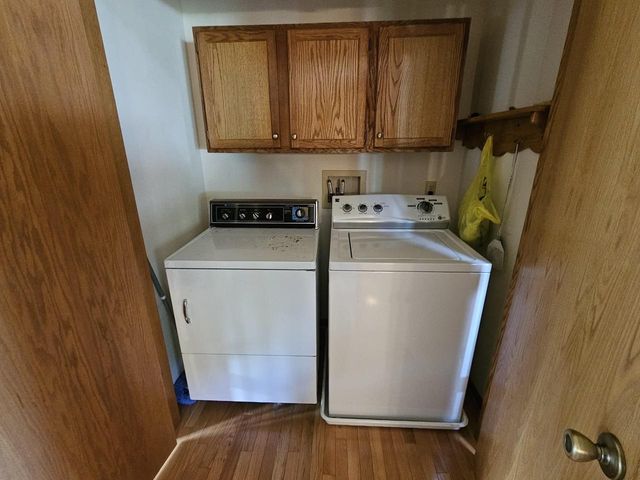 2320 JAMES AVENUE, Altoona, WI 54720
