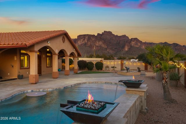 5029 E ROUNDUP Street, Apache Junction, AZ 85119