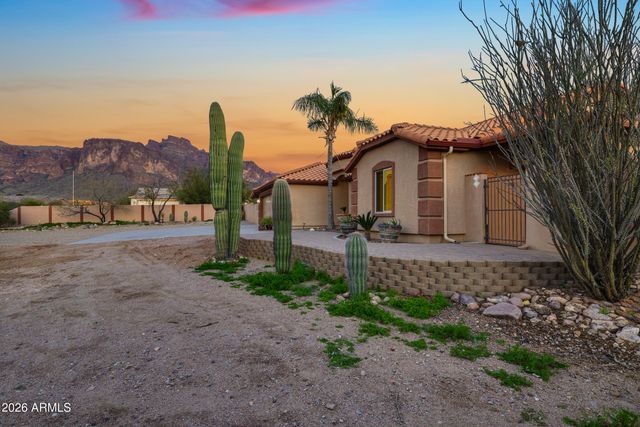 5029 E ROUNDUP Street, Apache Junction, AZ 85119