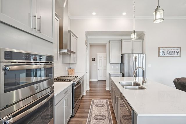 3616 Gillsland Road, Bargersville, IN 46106