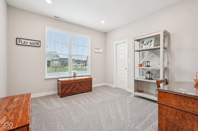 3616 Gillsland Road, Bargersville, IN 46106