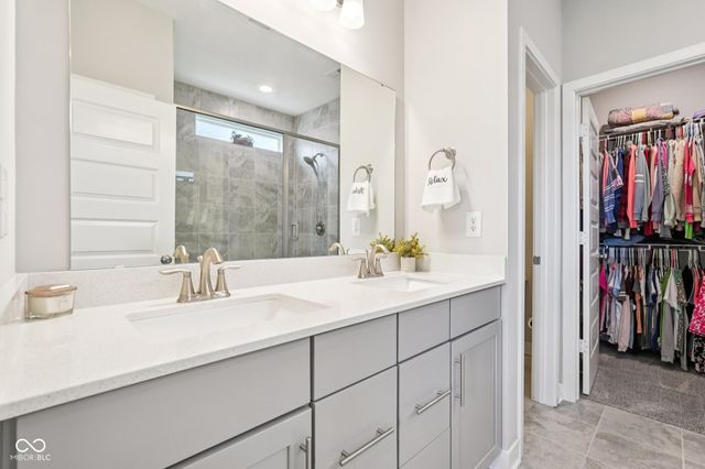 3616 Gillsland Road, Bargersville, IN 46106