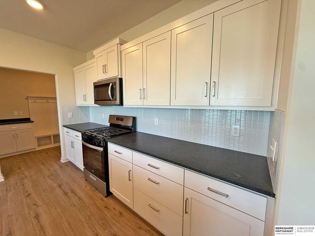 19814 Cinnamon Street, Omaha, NE 68135