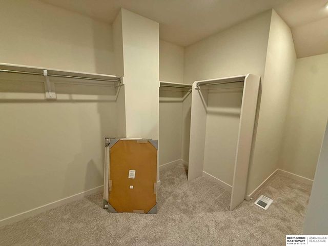 19814 Cinnamon Street, Omaha, NE 68135