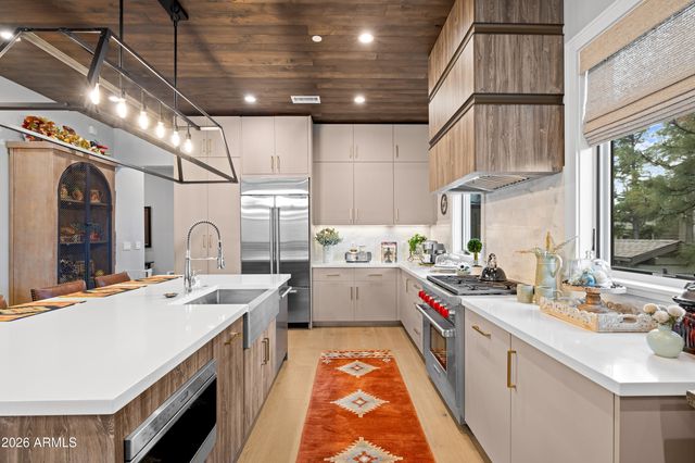 3017 S TOURMALINE Drive 11, Flagstaff, AZ 86005