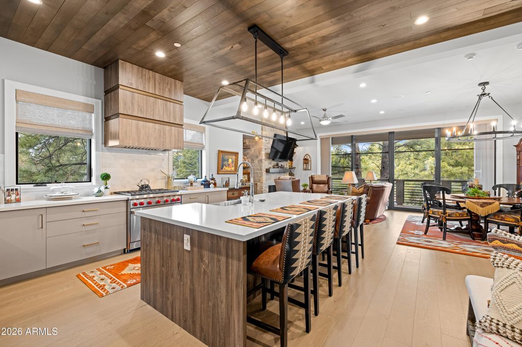 3017 S TOURMALINE Drive 11, Flagstaff, AZ 86005