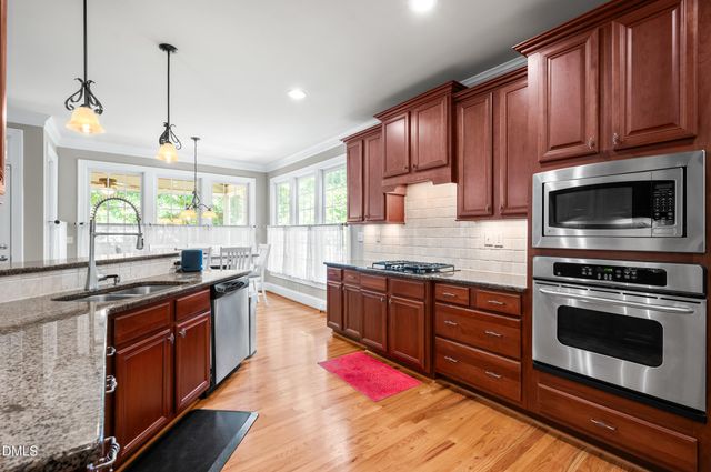 204 Grantwood Drive, Holly Springs, NC 27540