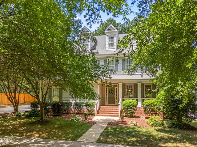 204 Grantwood Drive, Holly Springs, NC 27540