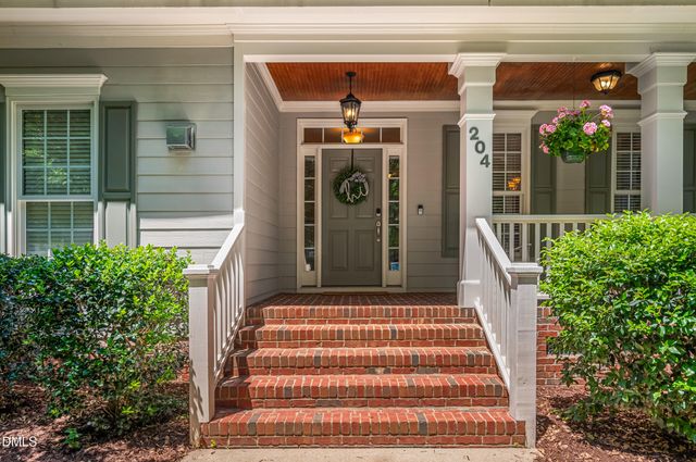 204 Grantwood Drive, Holly Springs, NC 27540