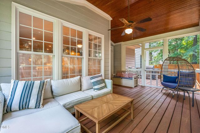 204 Grantwood Drive, Holly Springs, NC 27540