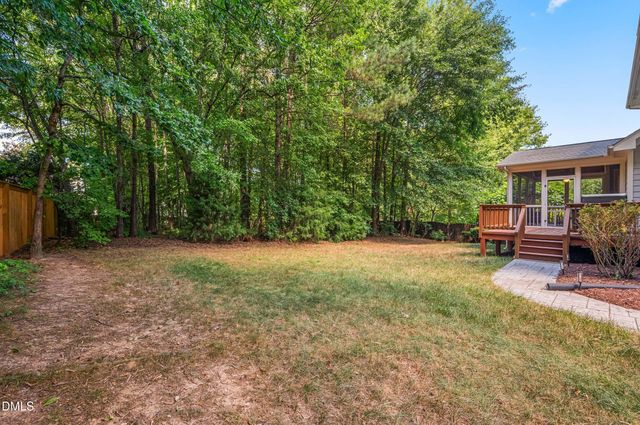 204 Grantwood Drive, Holly Springs, NC 27540