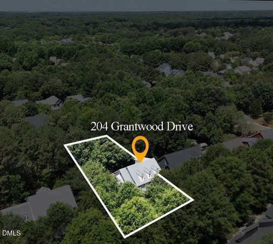 204 Grantwood Drive, Holly Springs, NC 27540