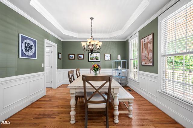 204 Grantwood Drive, Holly Springs, NC 27540