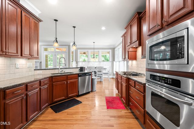 204 Grantwood Drive, Holly Springs, NC 27540