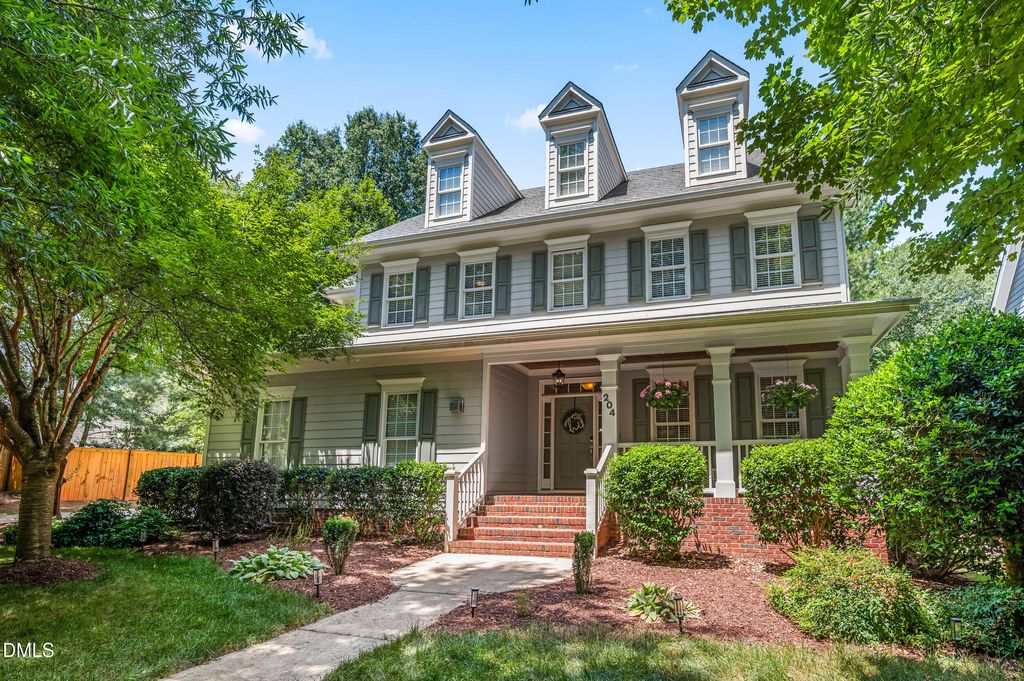204 Grantwood Drive, Holly Springs, NC 27540