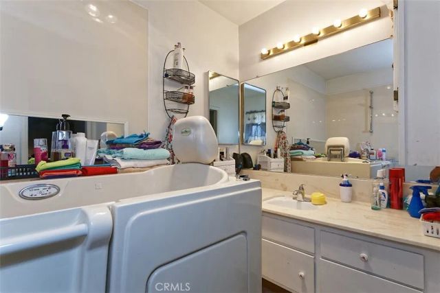 14035 Wimbleton Drive, Victorville, CA 92395