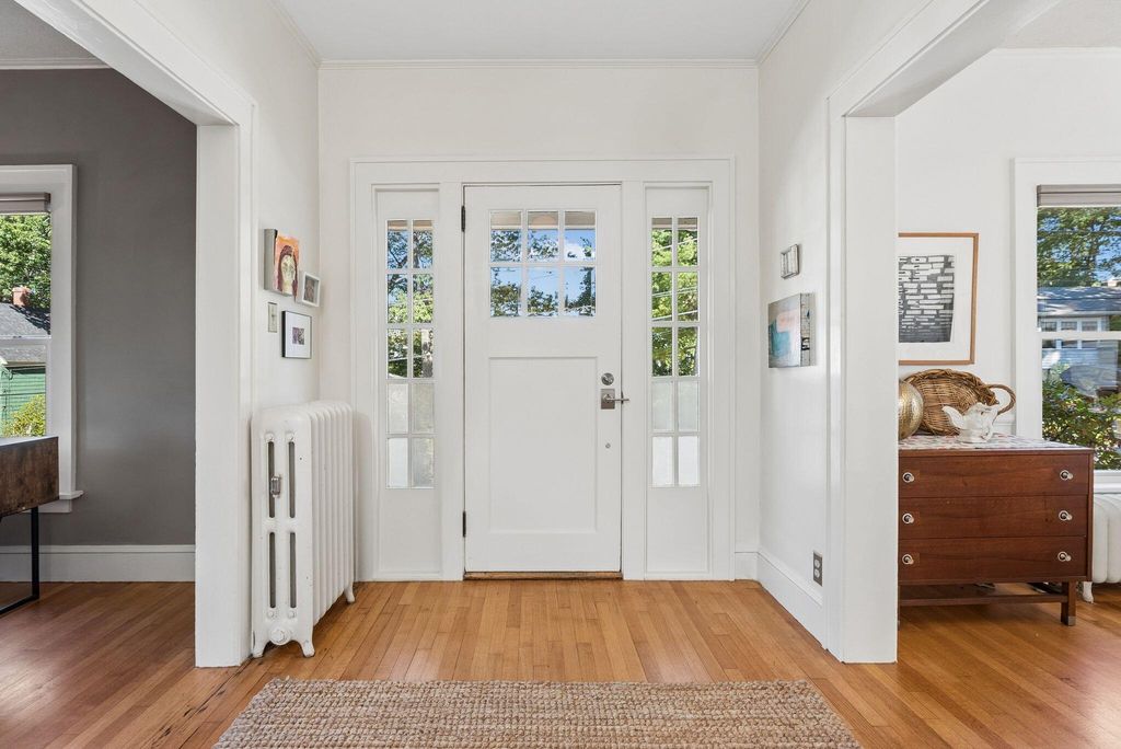 12 Belknap Street, Portland, ME 04103 — photo 4