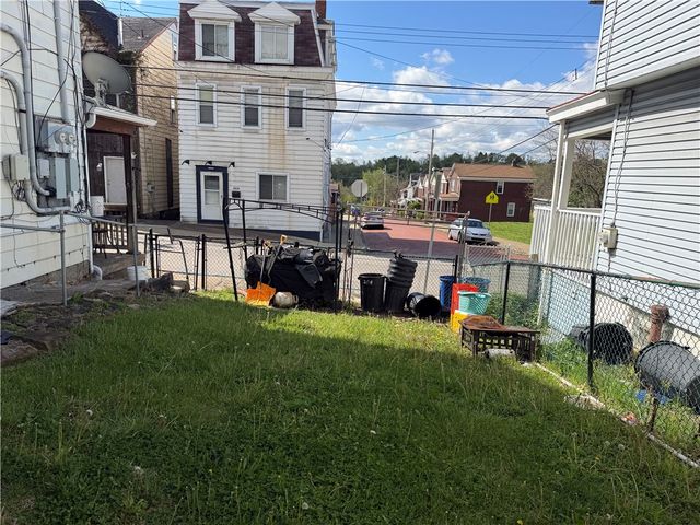 2415 Spring Street, Arlington, PA 15210
