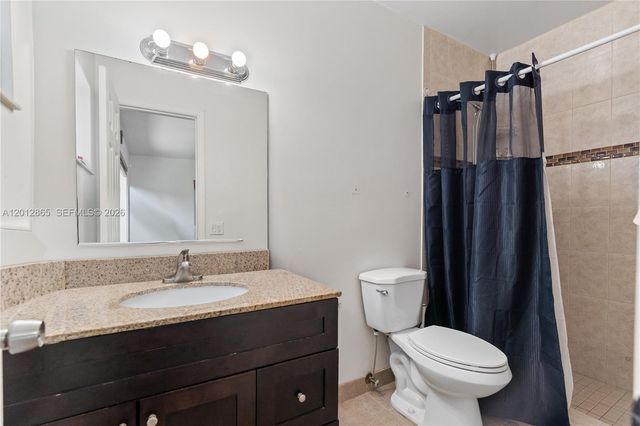 5300 NW 30th Pl, Miami, FL 33142
