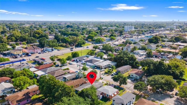 5300 NW 30th Pl, Miami, FL 33142