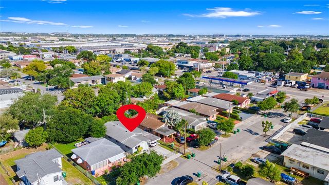 5300 NW 30th Pl, Miami, FL 33142