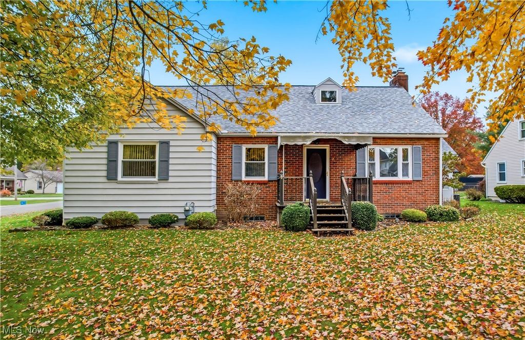 24 Fairground Boulevard, Canfield, OH 44406