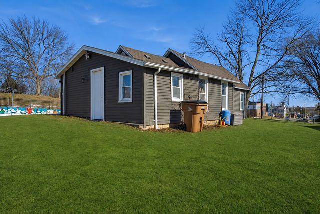 401 S 3rd Street, Polk City, IA 50226