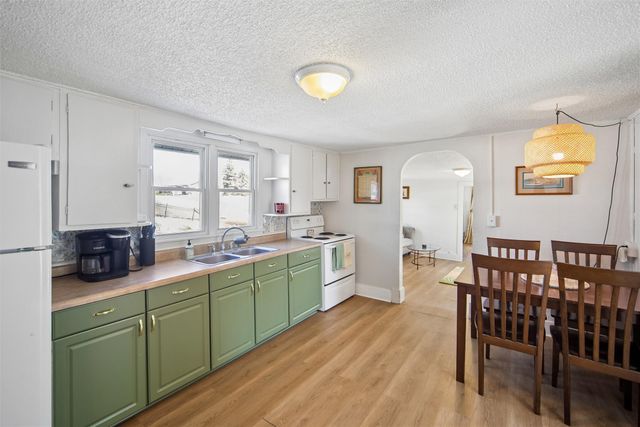 401 S 3rd Street, Polk City, IA 50226