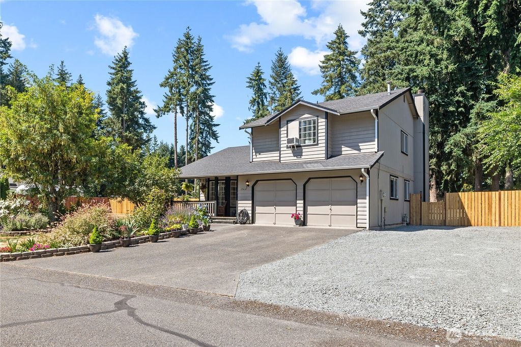 23416 51st Avenue Ct E, Spanaway, WA 98387
