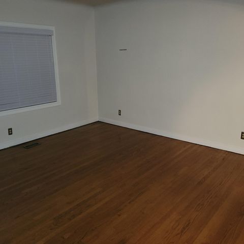 1607 Parkview Avenue, Whiting, IN 46394