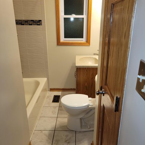 1607 Parkview Avenue, Whiting, IN 46394