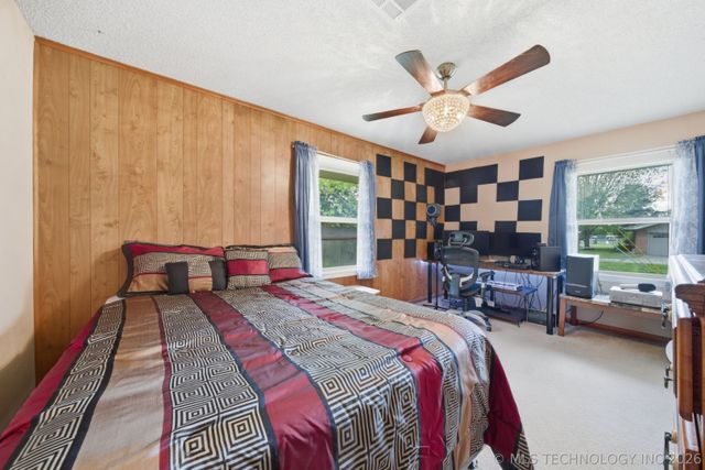 910 Hickory Street, Chelsea, OK 74016