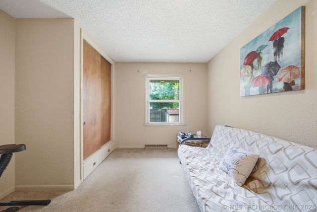 910 Hickory Street, Chelsea, OK 74016