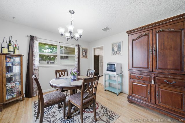 910 Hickory Street, Chelsea, OK 74016