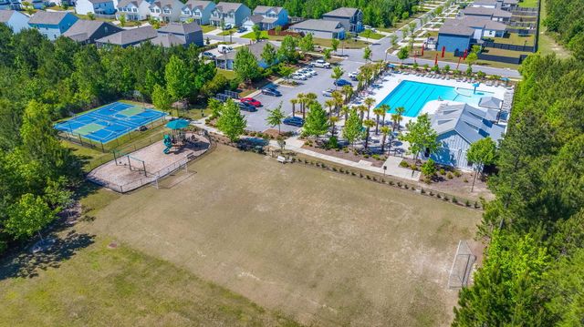 422 Ambrose Drive, Summerville, SC 29486