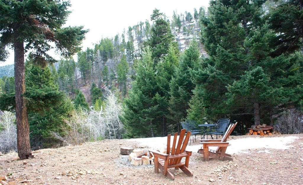 Image 20 of property listing at 3975 Suzy Drive, Wolf Creek, MT 59648