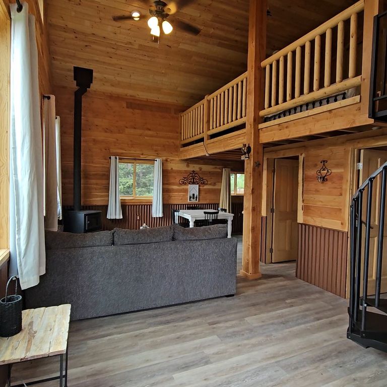 Image 4 of property listing at 3975 Suzy Drive, Wolf Creek, MT 59648