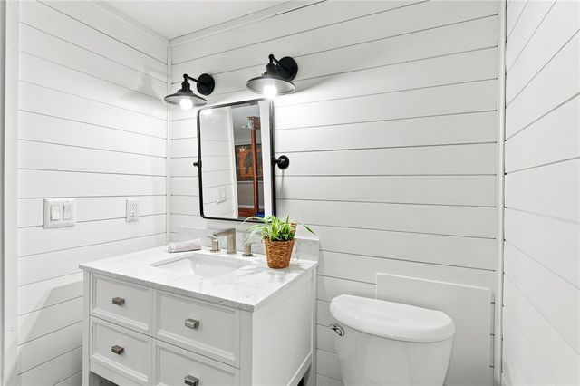 102 Timber Ridge Road, Charlestown, RI 02813