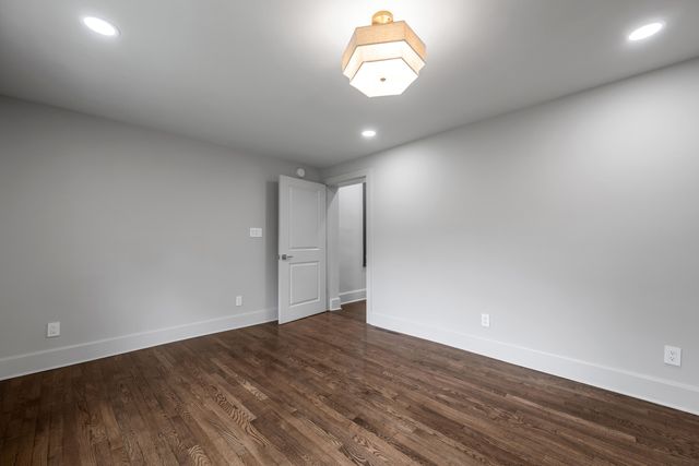 2775 Paris Pike, Lexington, KY 40511