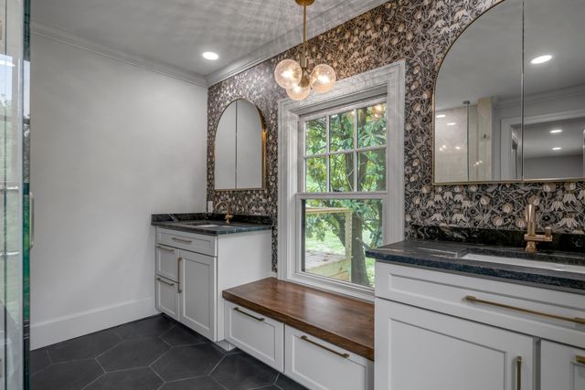 2775 Paris Pike, Lexington, KY 40511