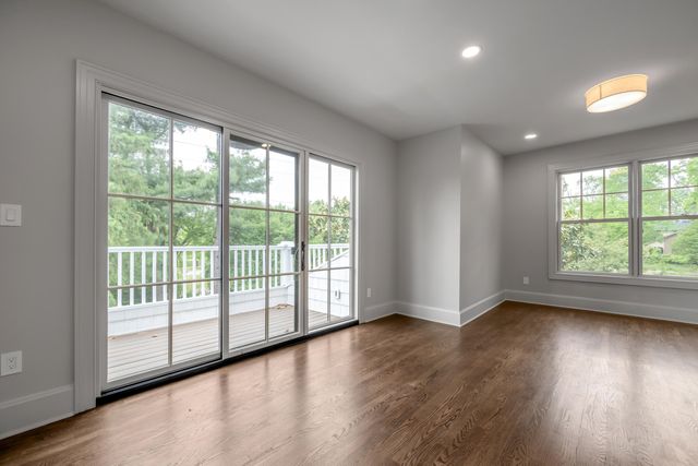 2775 Paris Pike, Lexington, KY 40511
