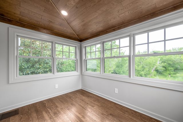 2775 Paris Pike, Lexington, KY 40511