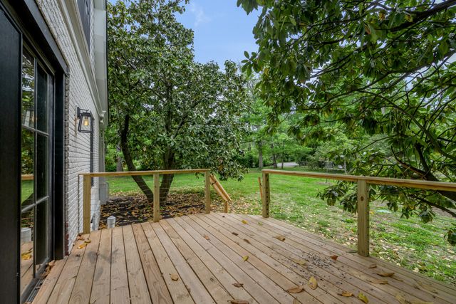2775 Paris Pike, Lexington, KY 40511