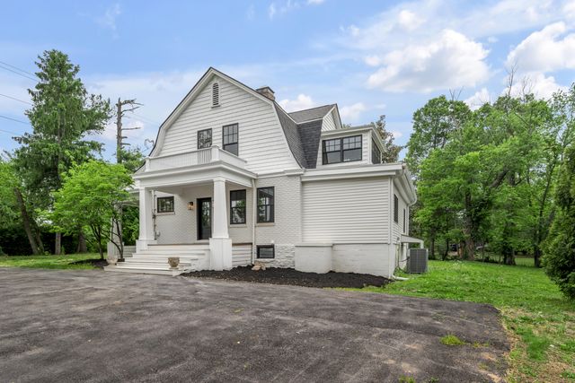 2775 Paris Pike, Lexington, KY 40511